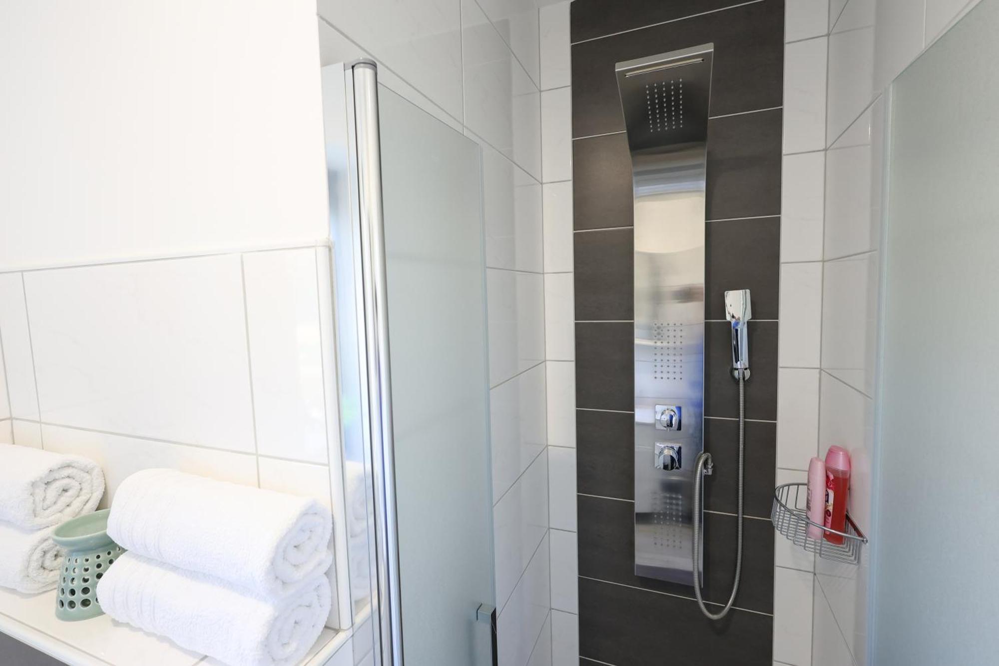White Mountain Apartment Бановци Экстерьер фото